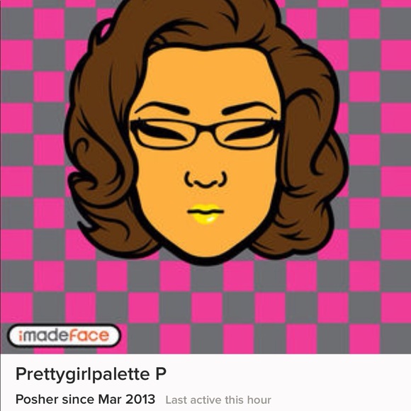 Welcome to my Closet - Picture 2 of 4